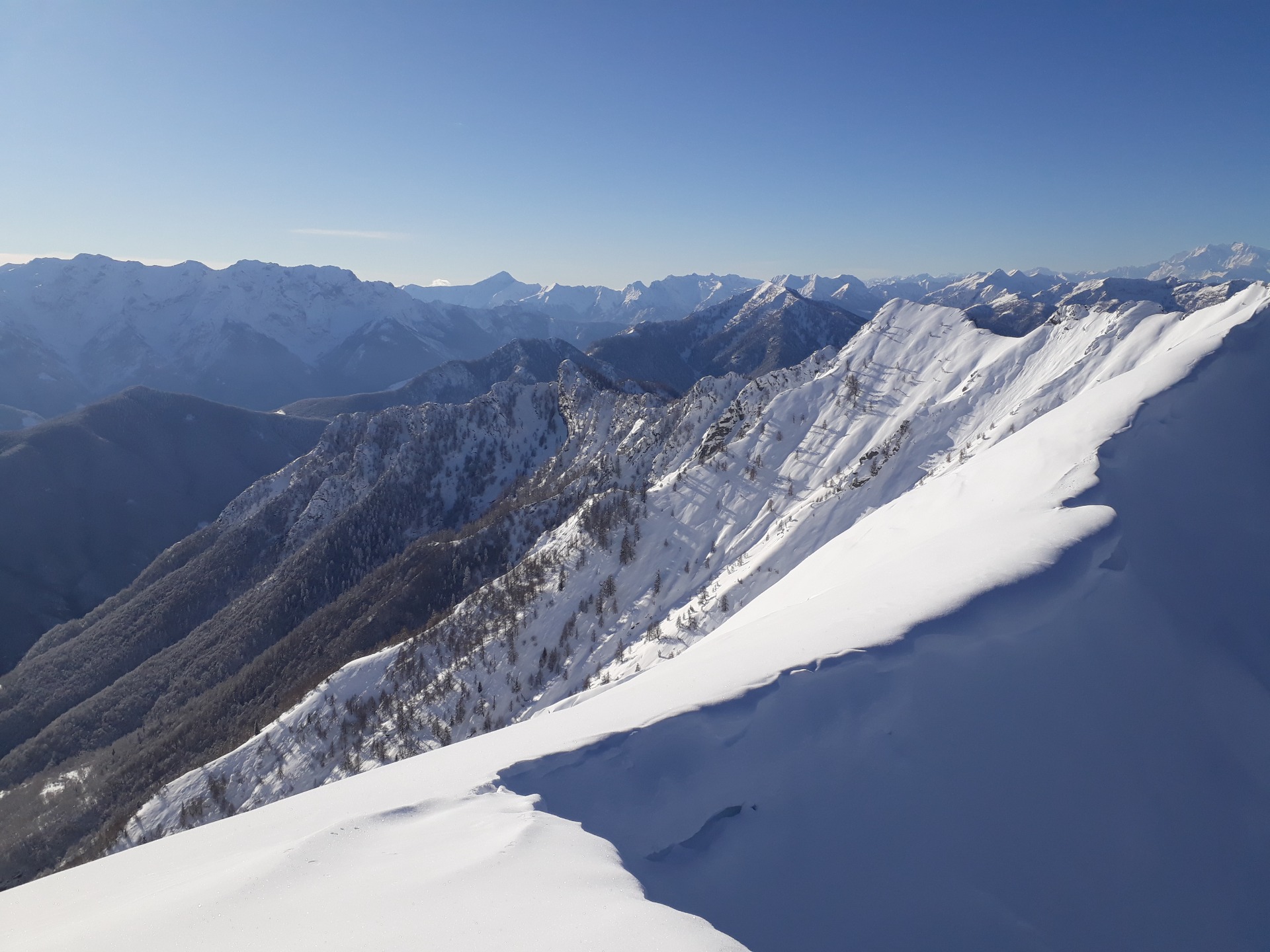 Meine Inspiration: die wilden tessiner Bergen... ohne lang zu Reisen eine fast unerschöpfliche Wildnis.